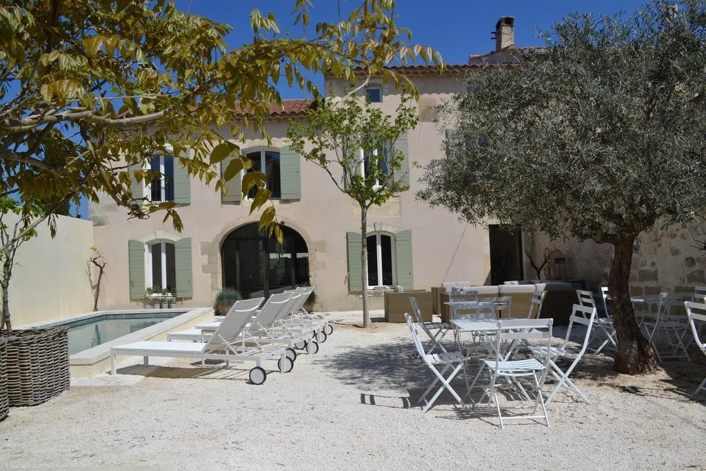 Bed and Breakfast Mas A L'Improviste Maillane Zewnętrze zdjęcie